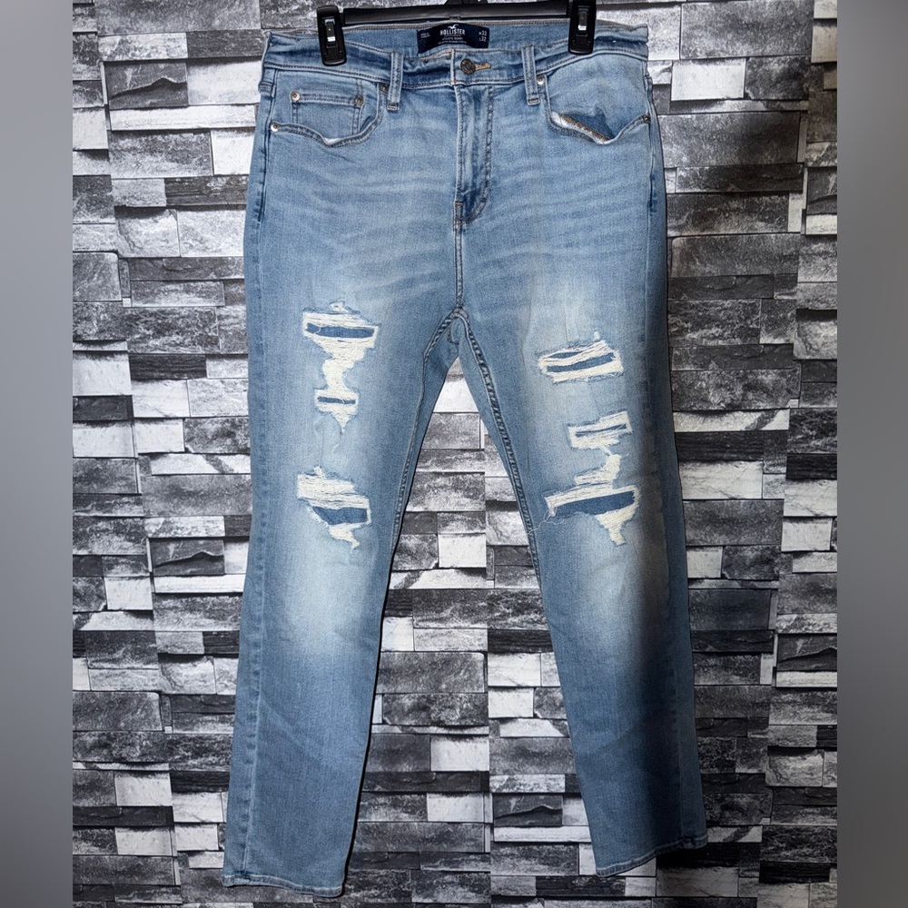 Hollister California Men's Blue Distressed Athletic Skinny size W33/L32